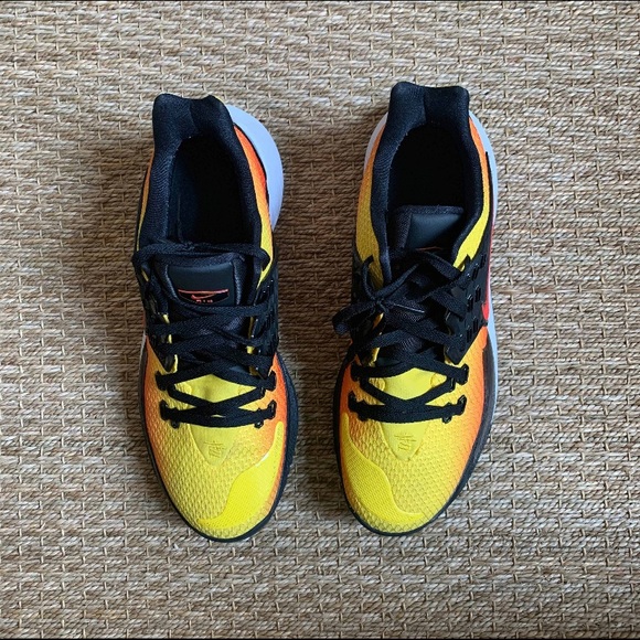 Nike kyrie 2 low “sunset” - Picture 3 of 3
